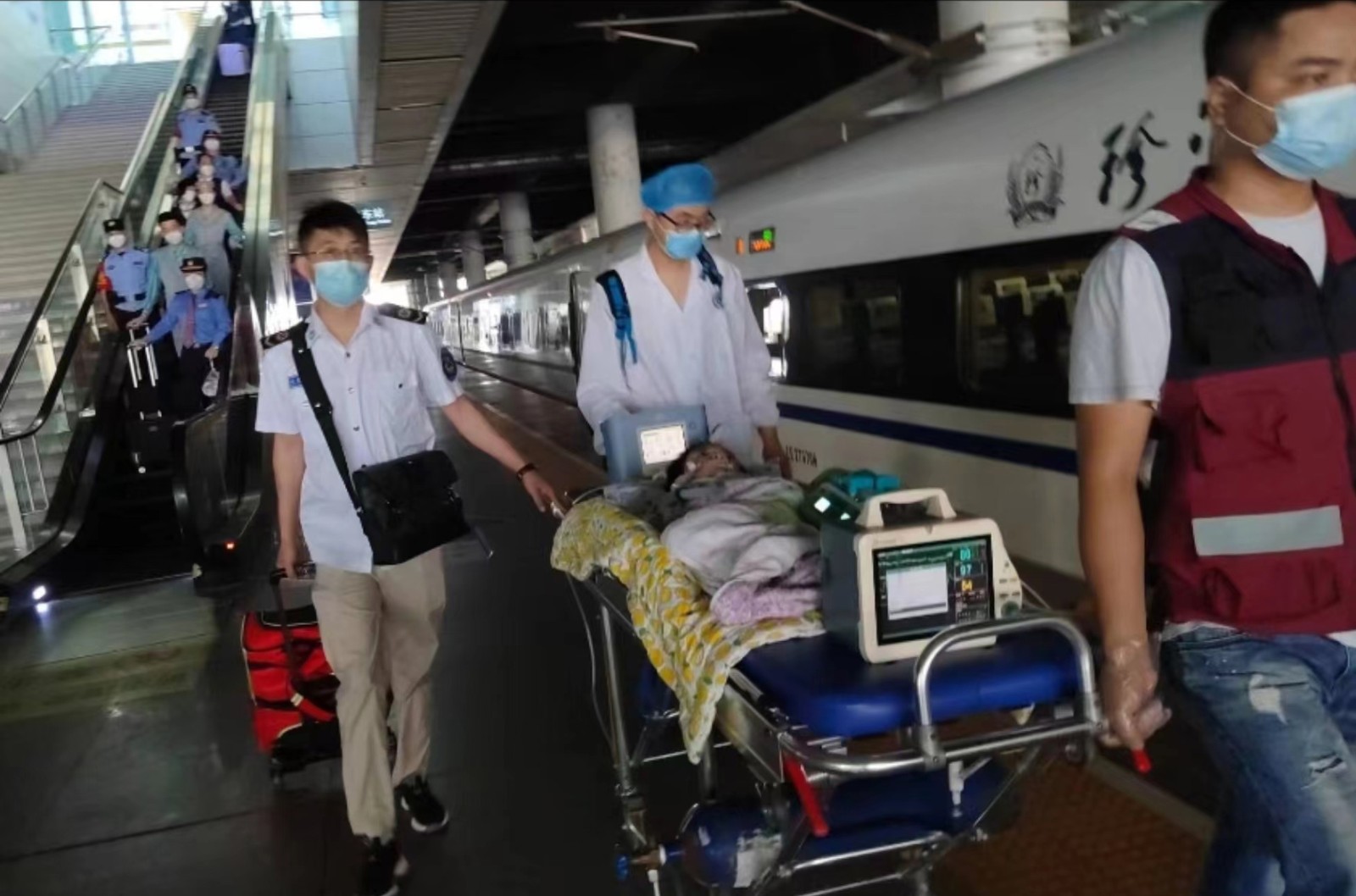 房山区高铁转运公司